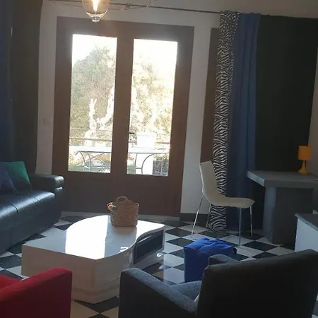 Prázdninový dům Mas Tareau Le Damier Beaucaire (Gard)
