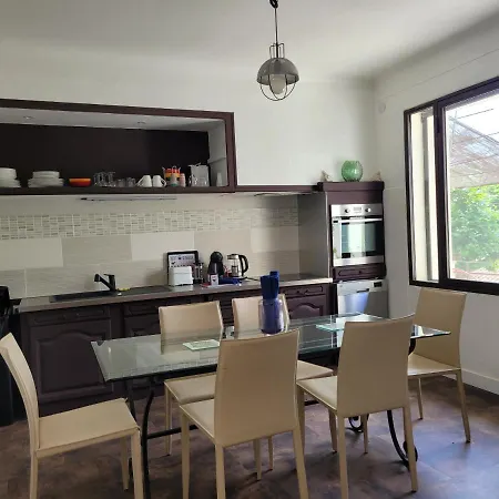 Mas Tareau Le Damier Casa de Férias Beaucaire (Gard)