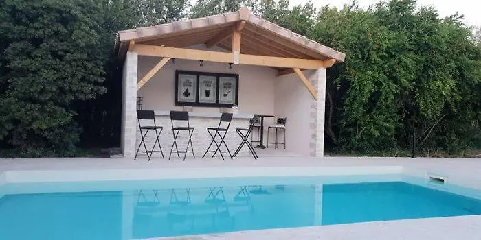 Mas Tareau Le Damier Beaucaire (Gard)